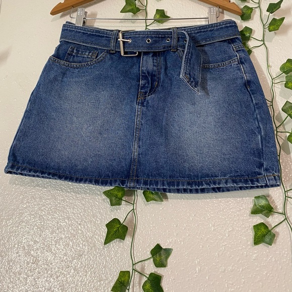 I JOAH Urban Basics U2B medium mini denim skirt with belt and pockets - Picture 12 of 14